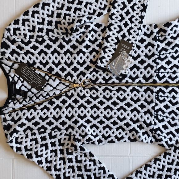 INC Wm Black & White Geometric Sweater Fit & Flare A-Line Dress w/ V-Neck Zip Sm - Picture 16 of 16